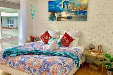 PARADISE COURT VILLA 1 Free Wifi - Kempsey Accommodation 5