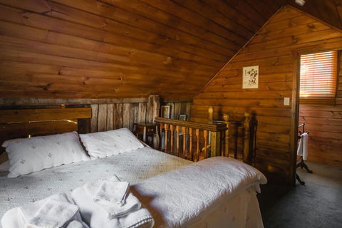Capers Guesthouse Barn & Cottage - Kempsey Accommodation 4