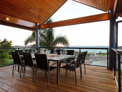 Venabu On Garuwa 20 Garuwa Street Spectacular House With Fabulous Views - Kempsey Accommodation 4