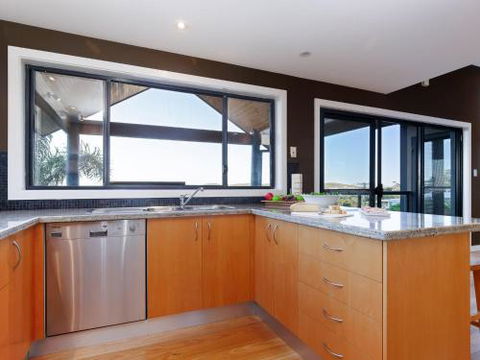 Venabu On Garuwa 20 Garuwa Street Spectacular House With Fabulous Views - Kempsey Accommodation 5