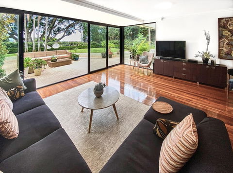 BELLEVUE GARDEN OASIS-hosted By L'Abode - Kempsey Accommodation 3