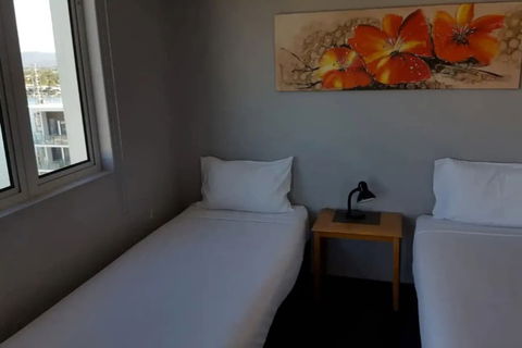 Affordable Unit Minutes To The Heart Of Surfers Paradise - Kempsey Accommodation 5