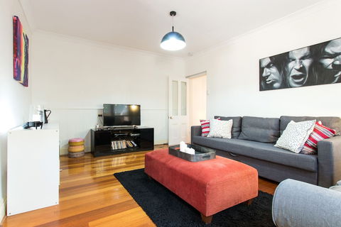 HUNTER In The Heart Of Collingwood Fitzroy - Kempsey Accommodation 5