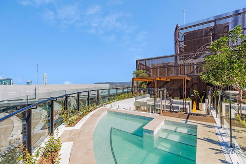 FV Dream 2 BED Apt+ Pool+ Free Parking Qfv211-16 - Kempsey Accommodation 1