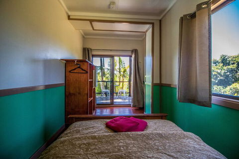 Jackaroo Treehouse Mission Beach - Kempsey Accommodation 6