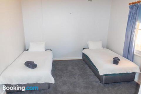 Rosebank Cottage Tailem Bend - Kempsey Accommodation 6