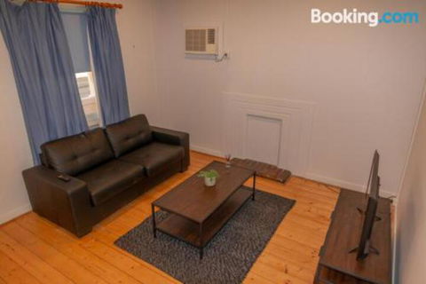 Rosebank Cottage Tailem Bend - Kempsey Accommodation 4
