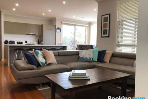 Taboga 3 Bedroom 3 Bathroom Villia - Kempsey Accommodation 3