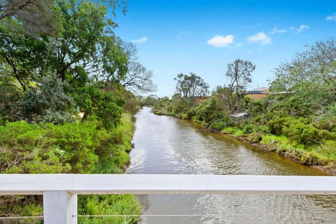 AMORE A Tranquil Retreat With Couples Spa - Kempsey Accommodation 5