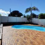 Across The Road From The Beach! - Kempsey Accommodation 0