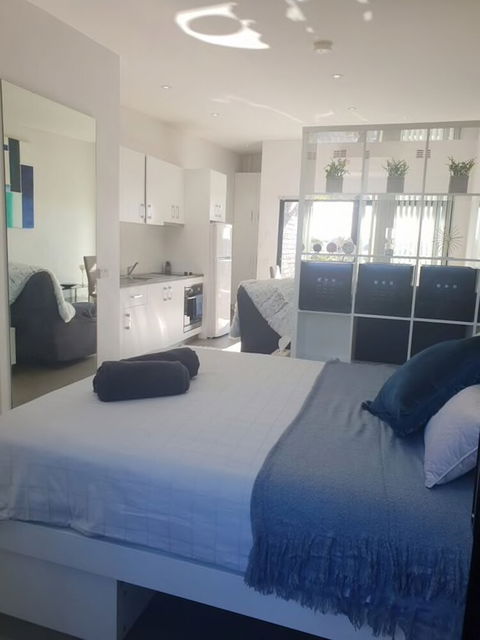 Great Location Hip Studio 5Km To City - Kempsey Accommodation 2