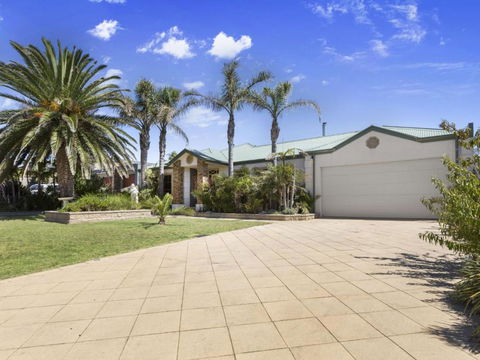 DIAMOND BAY RETREAT SORRENTO - Kempsey Accommodation 4