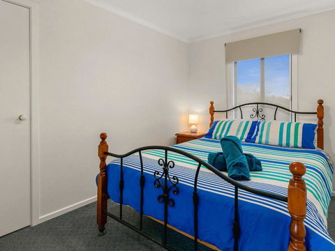 Waikiki Views - Kempsey Accommodation 6