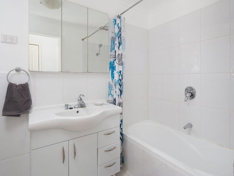 Surf188 - Kempsey Accommodation 2