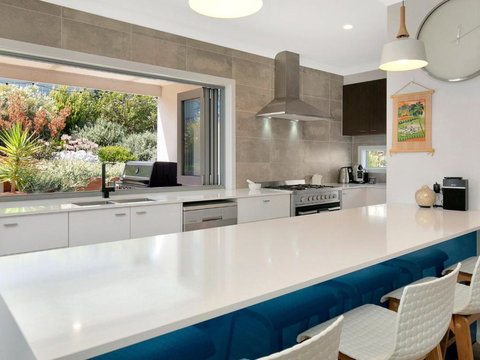 Blue Waves - Kempsey Accommodation 6