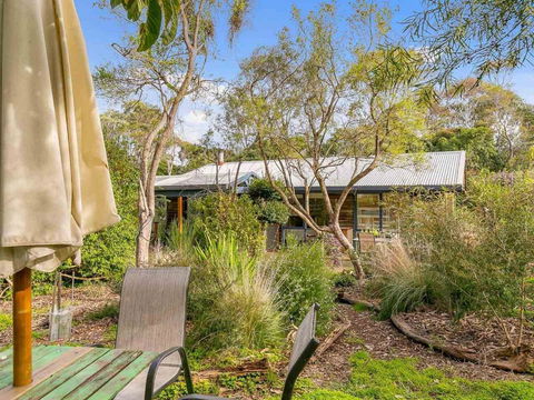 Hakea Bush Cabin - Kempsey Accommodation 5