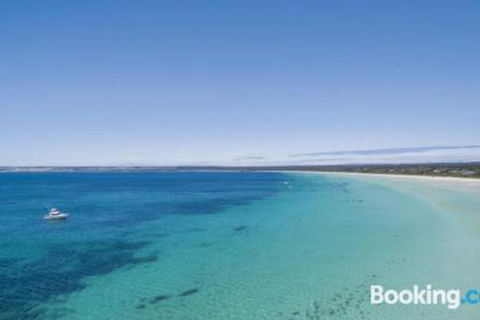 A One One Two At Island Beach - Kempsey Accommodation 5