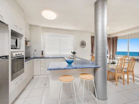 Unit 3 Casand Chase Kings Beach - Kempsey Accommodation 3