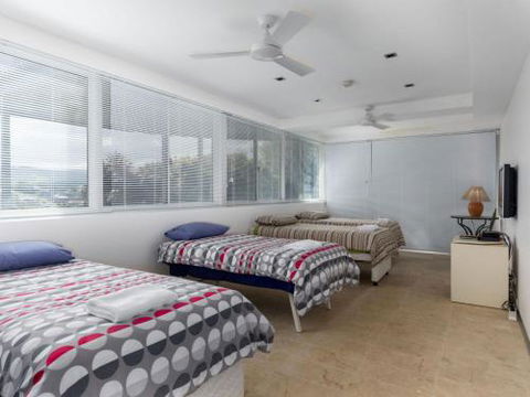 TASMAN DRIVE Gerringong 4pm Check Out Sundays - Kempsey Accommodation 2