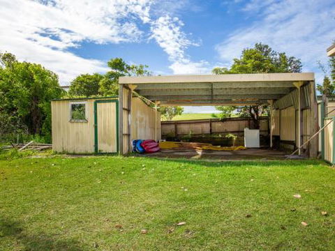 Arklow I Pet Friendly With Ocean Views - Kempsey Accommodation 5
