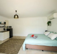 Studio 9 - Kempsey Accommodation