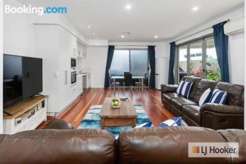 HIGH TIDES On ELLISTON - Kempsey Accommodation 1