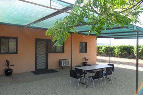 The Pickers Hut - Kempsey Accommodation 2