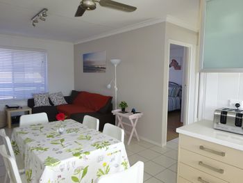 Selene Holiday Apartment AtWest Beach - Kempsey Accommodation 0