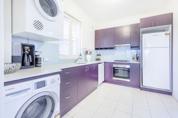 Picturesque Bellevue Hill 2BR Apt H452 - Kempsey Accommodation 6