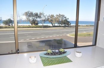 Huntington Apt 3 - Kempsey Accommodation 6