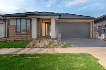 Resortstyle 4BR House With Parking@werribee - Kempsey Accommodation 0