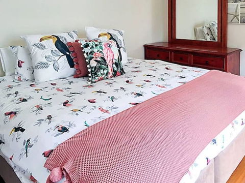 Sun, Beach, Shops, Wifi, Netflix - Kempsey Accommodation 1