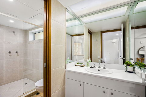 Garden Penthouse Netanya - Kempsey Accommodation 4