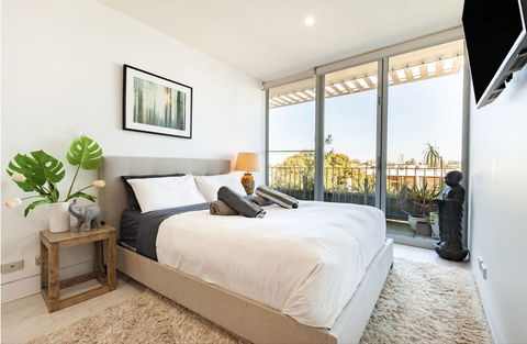 Bellevue Hill Designer - Kempsey Accommodation 4