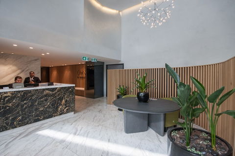Modern 2 Bedroom Potts Point Apartment - Kempsey Accommodation 1