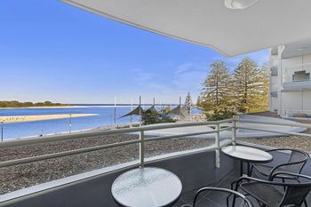 The Oak Room 106 - Kempsey Accommodation 0