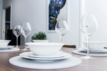 Vibrant City Pad - Kempsey Accommodation 2