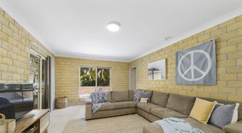 BEACHSIDE HIDEAWAY BONNY HILLS - Kempsey Accommodation 5