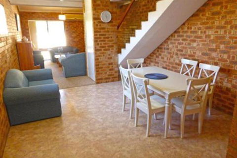 Dolphins Delight At Culburra Beach - Kempsey Accommodation 2