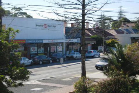 Glenelg Holiday Apartments The Broadway - Kempsey Accommodation 2