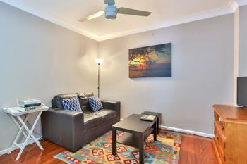 Super 1 Bedroom Pad In New Farm - Kempsey Accommodation 0