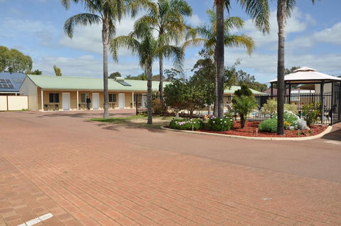 Pinjarra Resort - Kempsey Accommodation 0