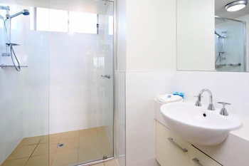 P A Apartments - Kempsey Accommodation 6