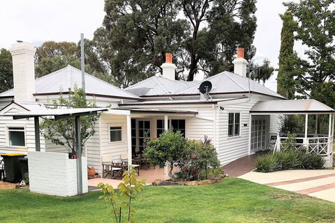 Fairbank House - Kempsey Accommodation 1