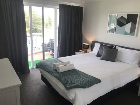 Fairways Golf & Beach Retreat - Kempsey Accommodation 2
