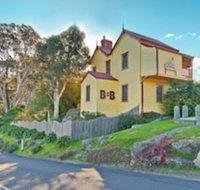 Two Story Bed  Breakfast - Kempsey Accommodation