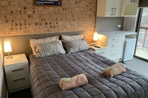 Aalberg Chalet - Kempsey Accommodation 4