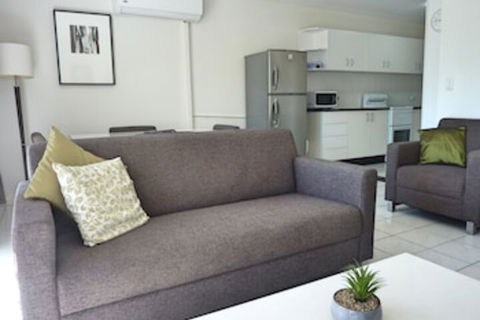 Jadran Motel & El Jays Holiday Lodge - Kempsey Accommodation 0