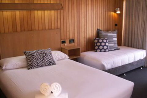 Court Street Motel - Kempsey Accommodation 0