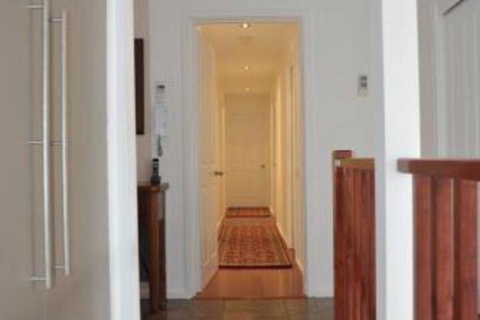 The Pommy Tree - Kempsey Accommodation 3